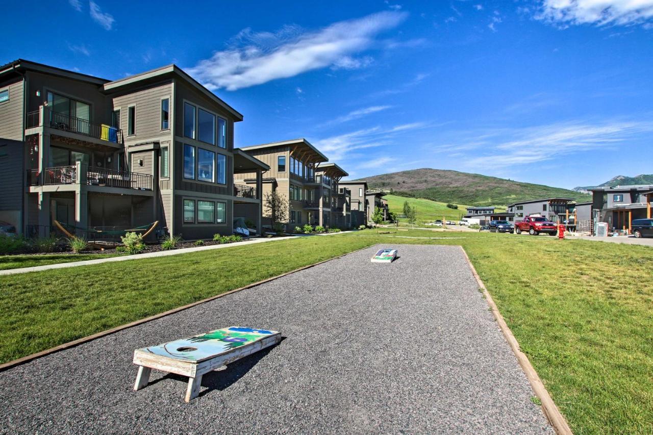 Newly-Built Lakeside Gem With Community Perks! Huntsville 外观 照片